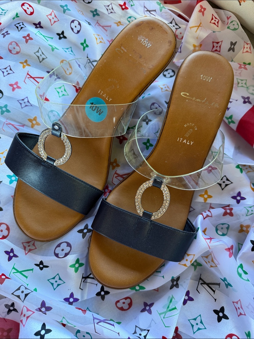 Comtensa Black Leather and Clear Crystal Ring Slide Sandals